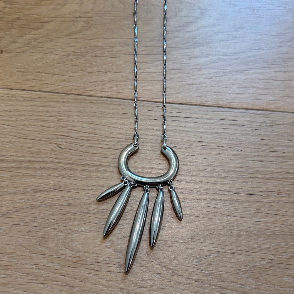Stella & Dot Silver Pendant Fringe Necklace - Elegant Women’s Jewelry